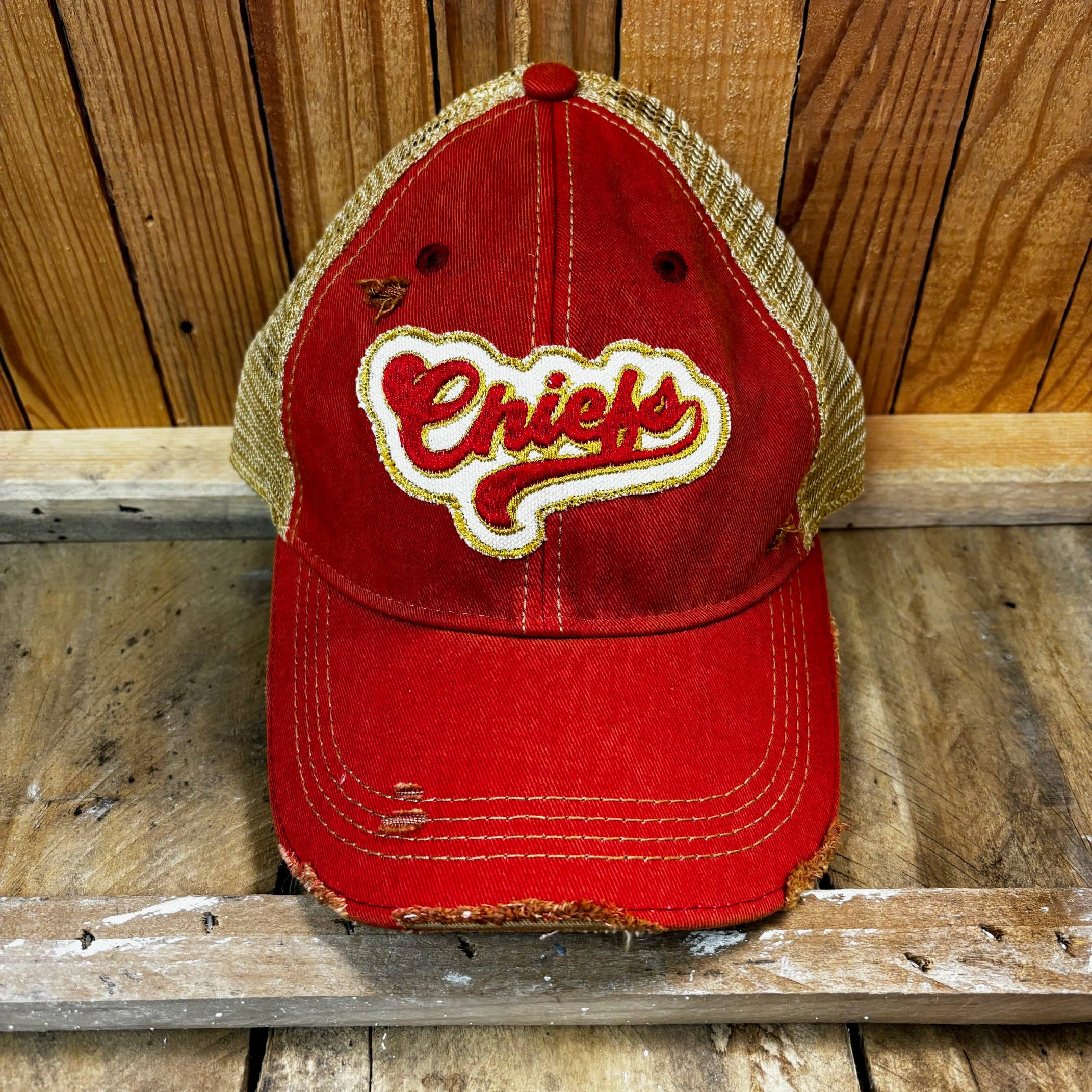 Chiefs Hat: Gold