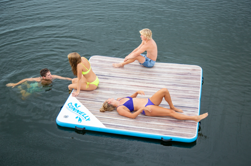 PARTY COVE DOCK 8' x 8'