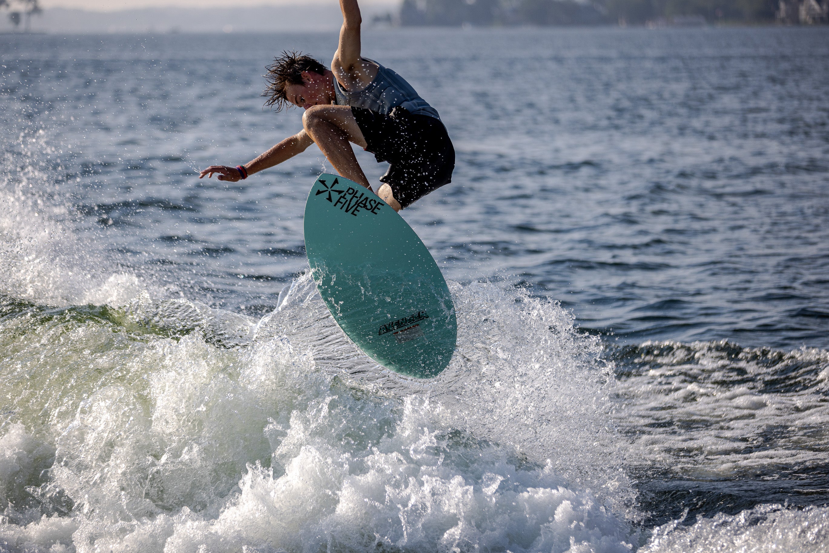 Avenger Wake Skimboard | 2026