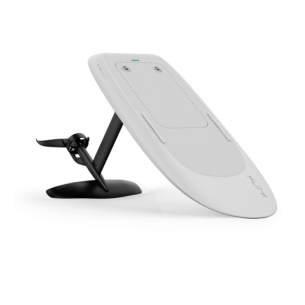 Fliteboard 100L Fiberglass White w/ 75cm Efoil Black + Prop & Prop Guard + 1500 Crusier Jet & 300 Stabilizer Wing Set+ Explore Flitecell + Fast Charger + Flite Controller