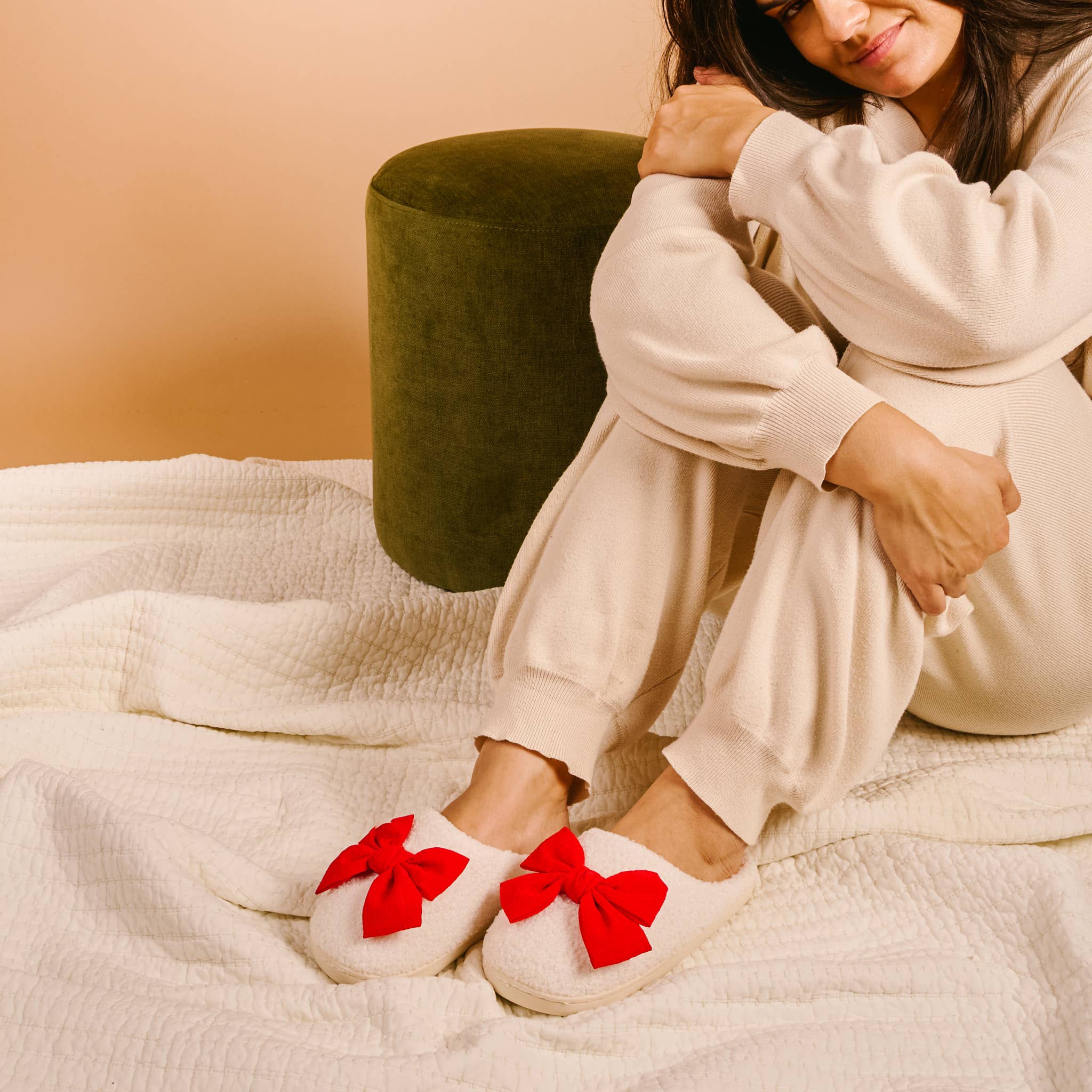 Fuzzy Slippers - Betty Bow Red: S/M (Women's 5 -7.5)