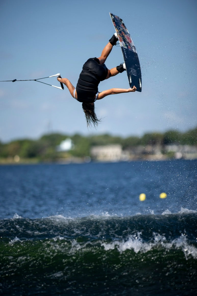 Quarter 'Til Midnght Wakeboard with Halo Wakeboard Boots | 2024