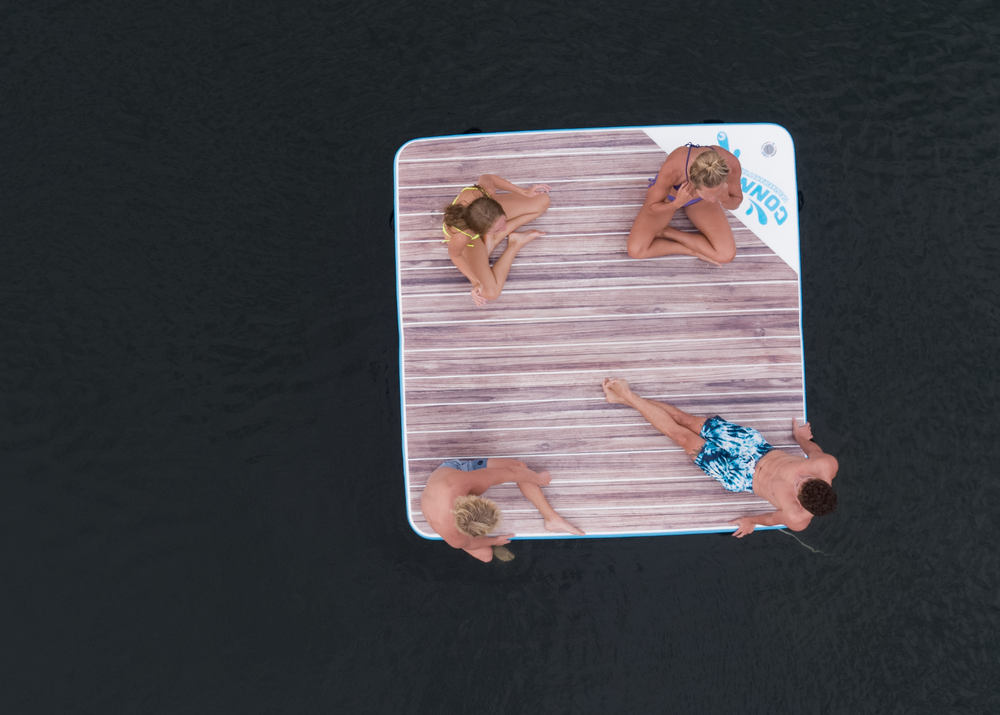 PARTY COVE DOCK 8' x 8'