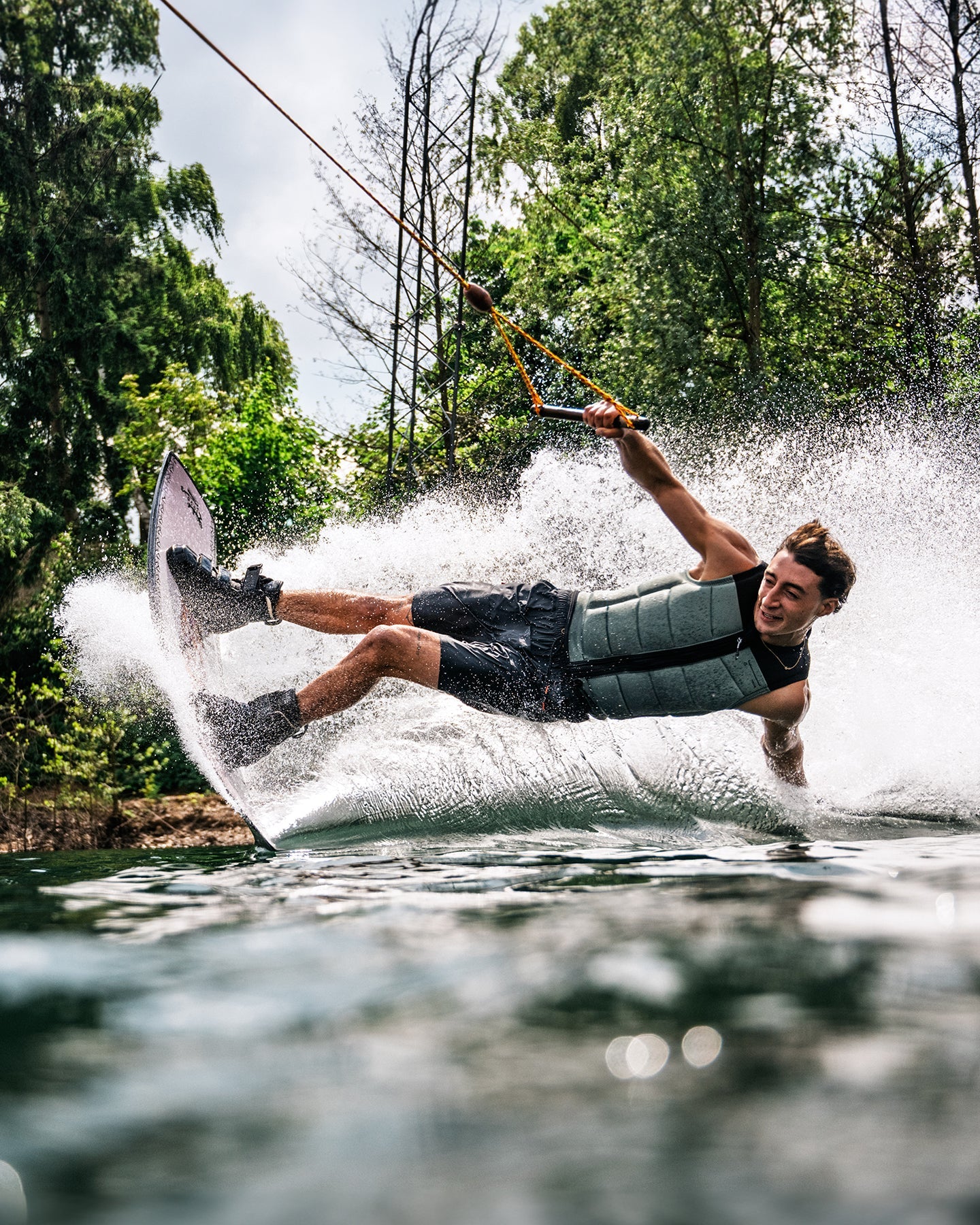 Section Impact Vest | Black/Petina